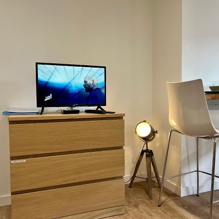 Charmant Studio Totalement Neuf Beaumont Beaumont  Luaran gambar
